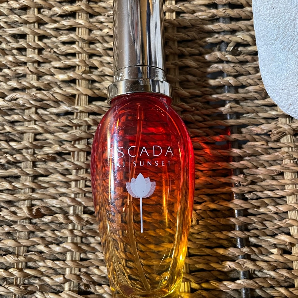 Escada Tia Sunset Rare discontinued )